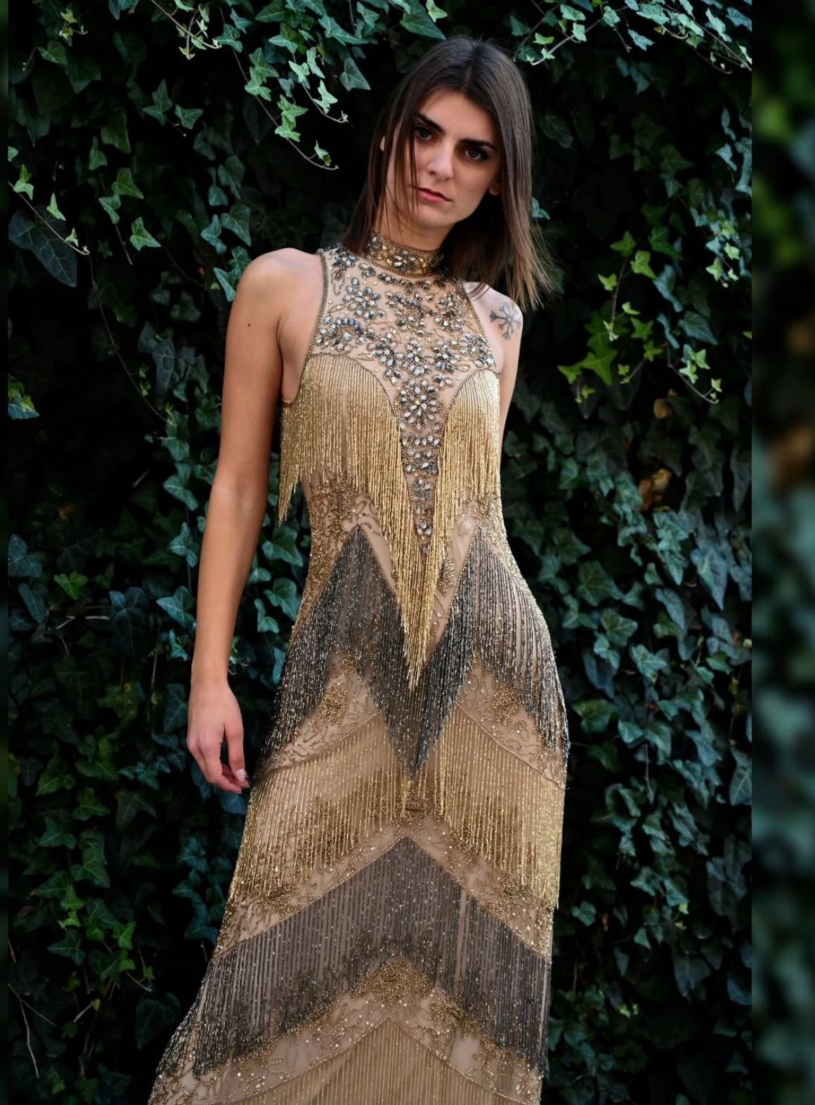 Shkëlqim i Artë me Thekë — Vola Atelier